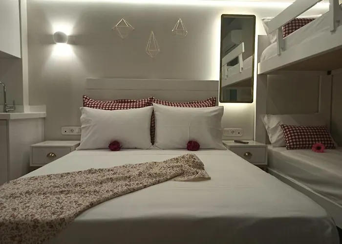 Anastasia Mare Luxury Aparthotel Stavros (Thessaloniki)